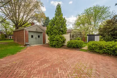 25 Arla Dr, Scott Township, PA 15220 - Photo 31
