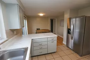 304 Millport Rd, West Mifflin, PA 15122 - Photo 9