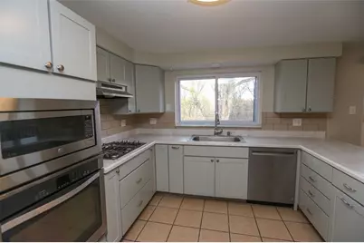 304 Millport Rd, West Mifflin, PA 15122 - Photo 7