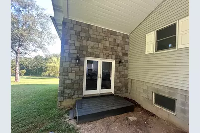 328 Adelaide Rd, Dunbar Township, PA 15425 - Photo 5