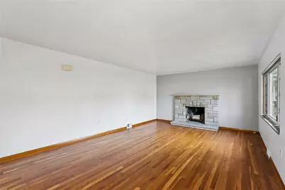 114 Schutte Drive, Chippewa Township, PA 15010 - Photo 5