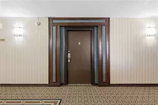 5600 Munhall Rd, Pittsburgh, PA 15217 - Photo 3
