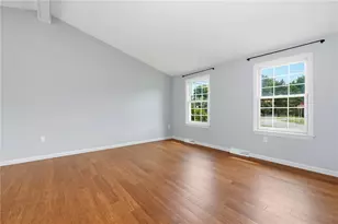 500 Greenspire Ct, Cranberry Township, PA 16066 - Photo 3