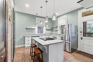 400 E 10th Ave, Munhall, PA 15120 - Photo 11