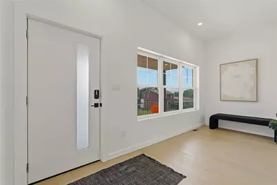 5217 Broad St, Pittsburgh, PA 15224 - Photo 5