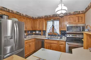 716 Limestone Dr, Pittsburgh, PA 15101 - Photo 15