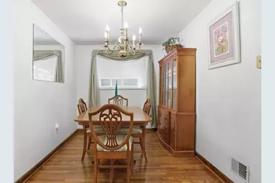 1074 Roseanne Ave, Pittsburgh, PA 15216 - Photo 11