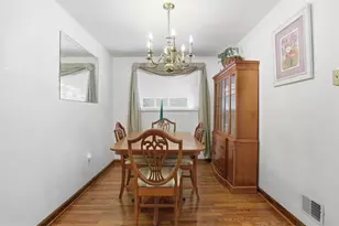 1074 Roseanne Ave, Banksville/Westwood, PA 15216 - Photo 11