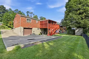 1074 Roseanne Ave, Banksville/Westwood, PA 15216 - Photo 37