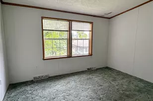1818 Pershing St, Johnstown, PA 15902 - Photo 9