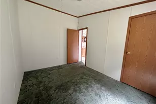 1818 Pershing St, Johnstown, PA 15902 - Photo 11