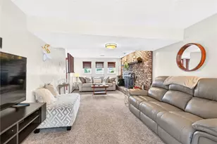 306 Beckman Dr, McKeesport, PA 15132 - Photo 17