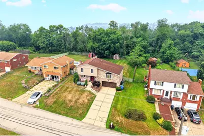 306 Beckman Dr, McKeesport, PA 15132 - Photo 37