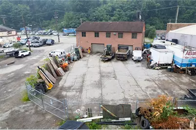 1641 Saw Mill Run Boulevard, Pittsburgh, PA 15210 - Photo 25