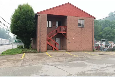 1641 Saw Mill Run Boulevard, Pittsburgh, PA 15210 - Photo 3