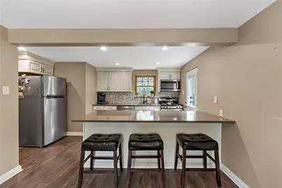 652 Fernhill Ave, Pittsburgh, PA 15226 - Photo 5