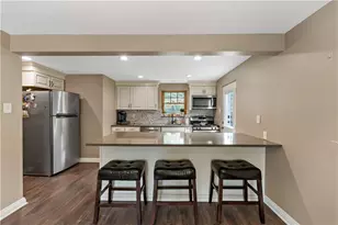 652 Fernhill Ave, Pittsburgh, PA 15226 - Photo 5