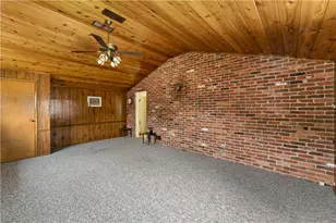 652 Fernhill Ave, Pittsburgh, PA 15226 - Photo 17