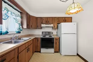 7 Alamac Ave, Pittsburgh, PA 15229 - Photo 15