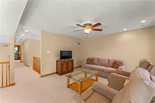 3296 Snowden Rd, South Park, PA 15129 - Photo 25