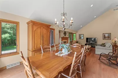 3296 Snowden Road, South Park, PA 15129 - Photo 9