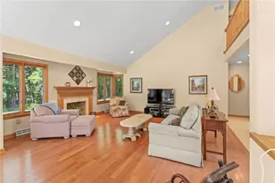 3296 Snowden Rd, South Park, PA 15129 - Photo 15