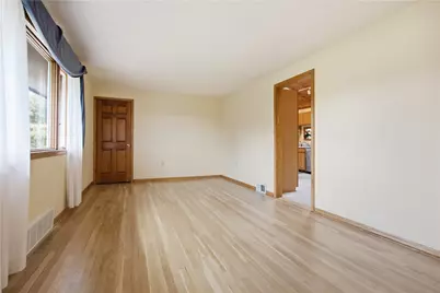 1284 S Walnut St, Monaca, PA 15061 - Photo 5