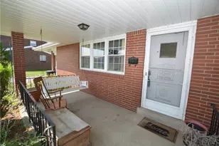 199 Lindenwood Dr, Pittsburgh, PA 15209 - Photo 3