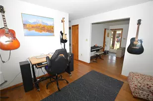 199 Lindenwood Dr, Pittsburgh, PA 15209 - Photo 15