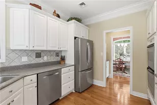 4227 Haut Brion Ct, Hampton, PA 15101 - Photo 11