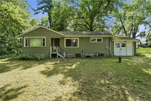 102 Pullam Dr, Shenango Township, PA 16159 - Photo 1