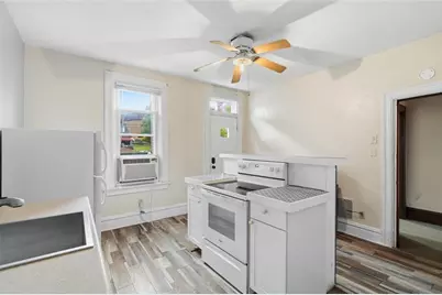 400 E 10th Ave, Munhall, PA 15120 - Photo 31