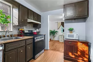 1038 Ardmore Manor Dr, Pittsburgh, PA 15221 - Photo 15