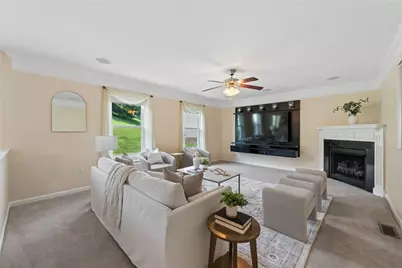 302 Davinci Ct, Rostraver, PA 15012 - Photo 5