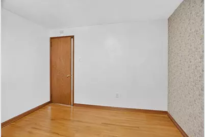 412 Nicholas St, Pittsburgh, PA 15210 - Photo 15