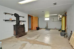 709 Brinkerton Rd, Mount Pleasant Township, PA 15601 - Photo 29