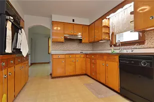 709 Brinkerton Rd, Mount Pleasant Township, PA 15601 - Photo 9