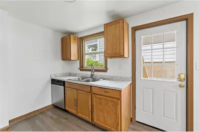 704 Crysler St, Pittsburgh, PA 15226 - Photo 11