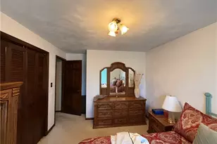 70 Green Meadow Ct, Pittsburgh, PA 15239 - Photo 15