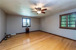 330 Elm Dr, Hempfield Township, PA 15601 - Photo 17
