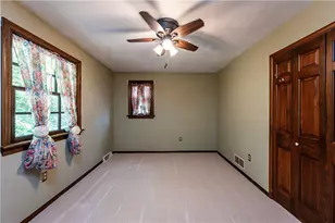 330 Elm Dr, Hempfield Township, PA 15601 - Photo 21