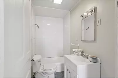 1017 Main Street, Coraopolis, PA 15108 - Photo 21