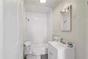 1017 Main St, Coraopolis, PA 15108 - Photo 23