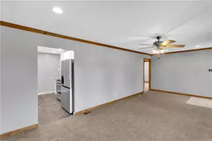 551 Broadway, Pine Township, PA 15090 - Photo 7