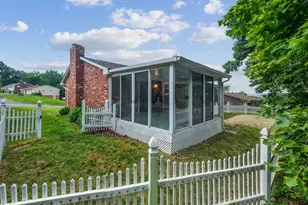 1408 Alice Dr, Bridgeville, PA 15017 - Photo 5