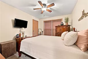 1134 Atlantis Dr, Rostraver, PA 15089 - Photo 9