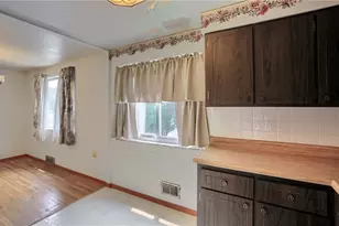 144 Connie Dr, Ross Twp, PA 15214 - Photo 15