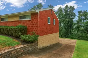 144 Connie Dr, Ross Twp, PA 15214 - Photo 35