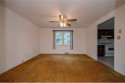 1535 Luray Dr, Pittsburgh, PA 15239 - Photo 9
