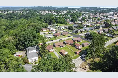 2605 Marion St, Aliquippa, PA 15001 - Photo 5